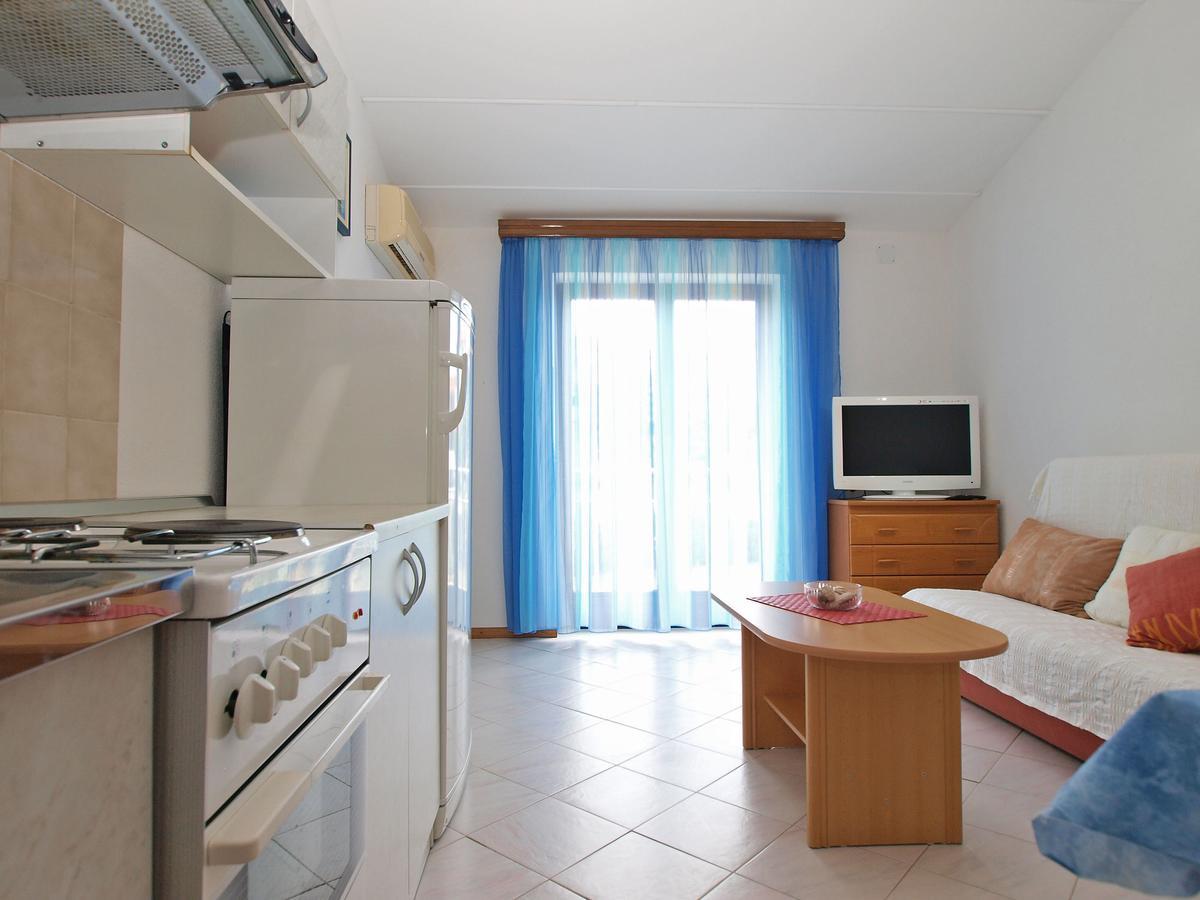 Apartments Slavka 1155 Pula Luaran gambar