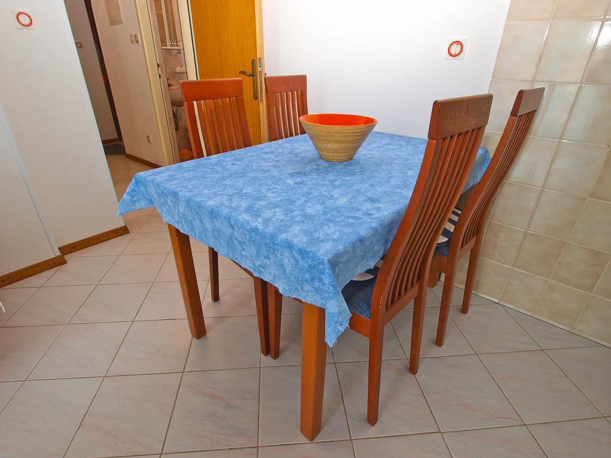Apartments Slavka 1155 Pula Luaran gambar