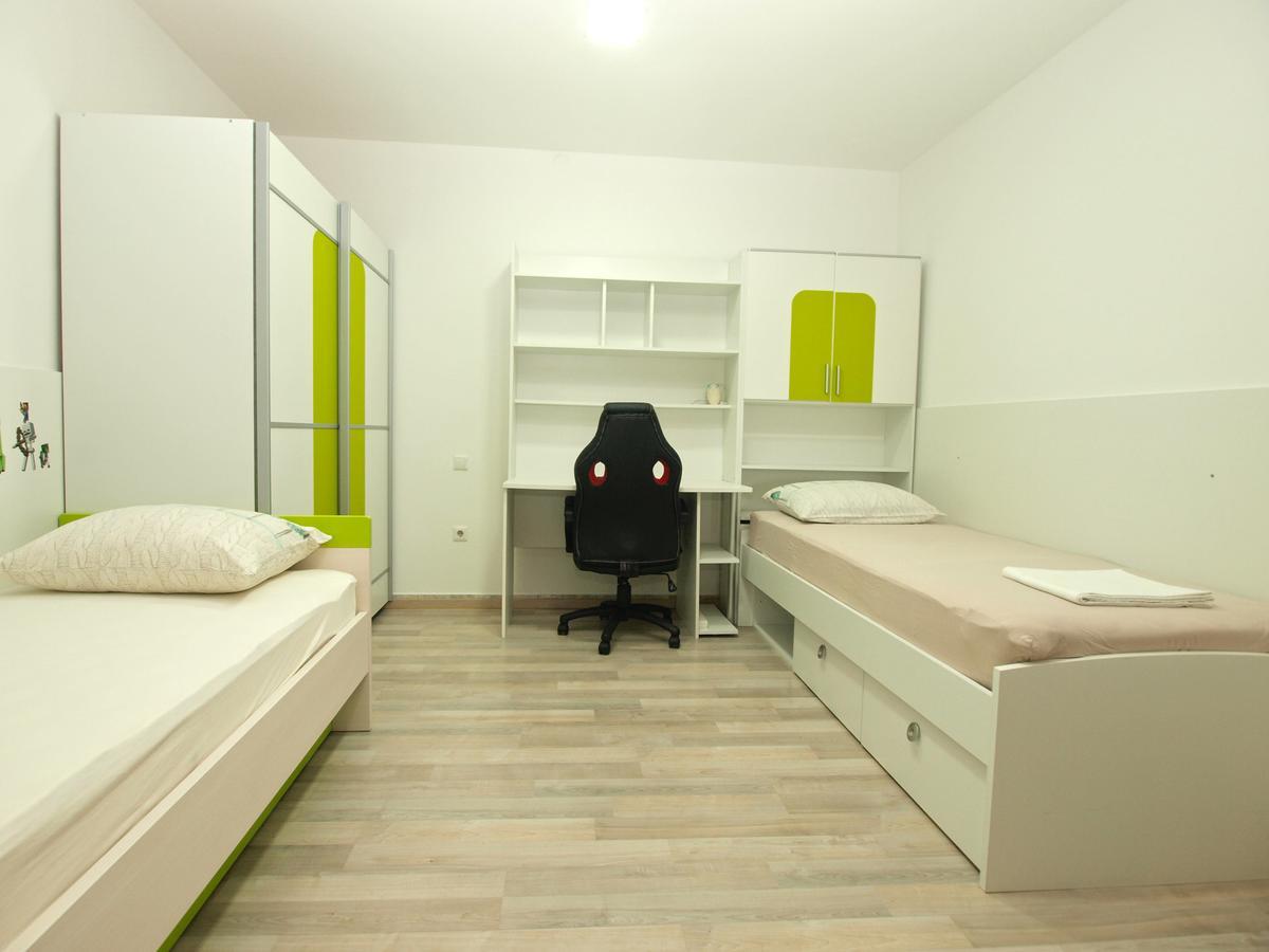 Apartments Slavka 1155 Pula Luaran gambar